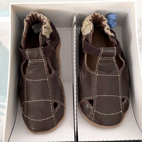 Robeez Brown Baby Walker Shoes - Picture 1 of 7